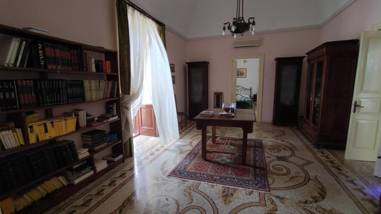 Casa Resci - Dimora Del 1884 Bed & Breakfast Tricase Exterior photo